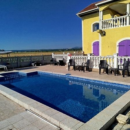 V & V Villa Lalince 외부 사진