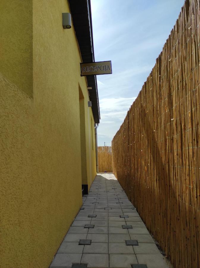 V & V Villa Lalince 외부 사진