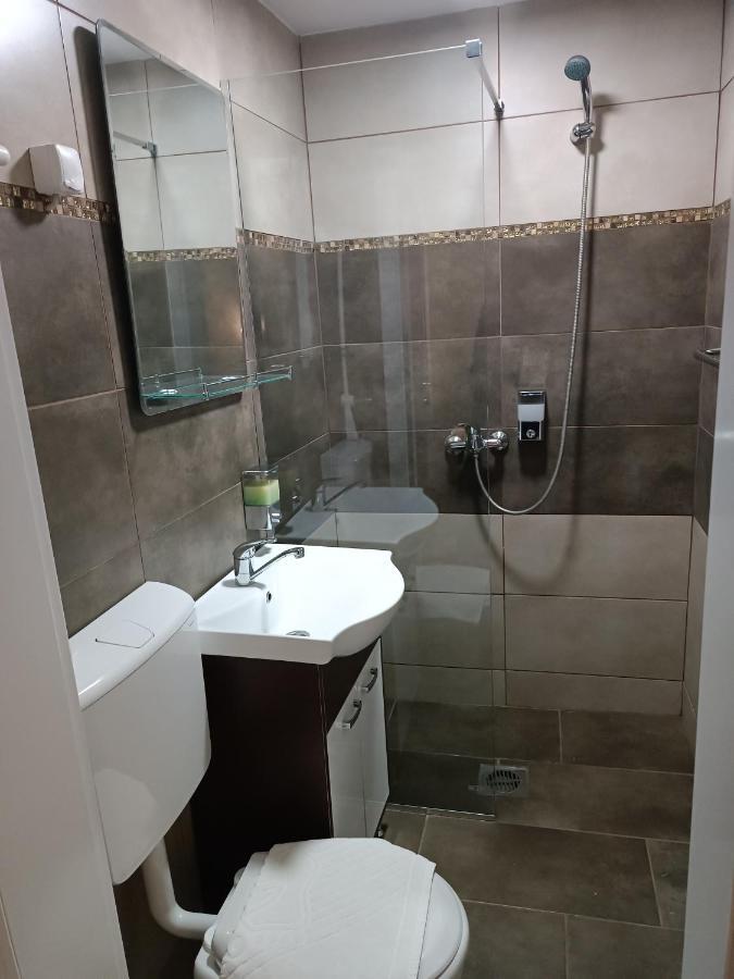 V & V Villa Lalince 외부 사진