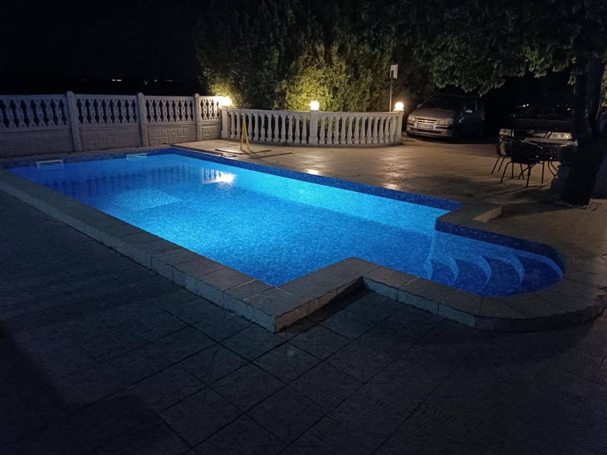 V & V Villa Lalince 외부 사진