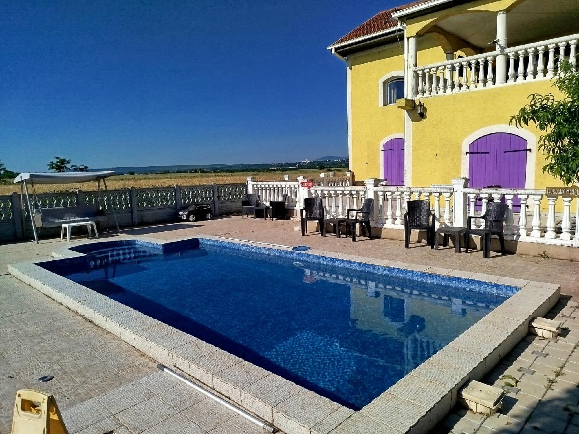 V & V Villa Lalince 외부 사진